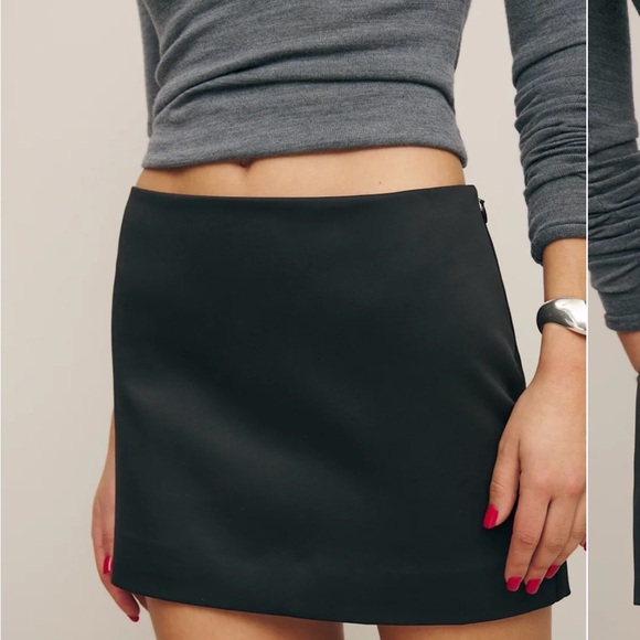 Reformation Carla low rise satin Black Mini Skirt - Picture 2 of 6